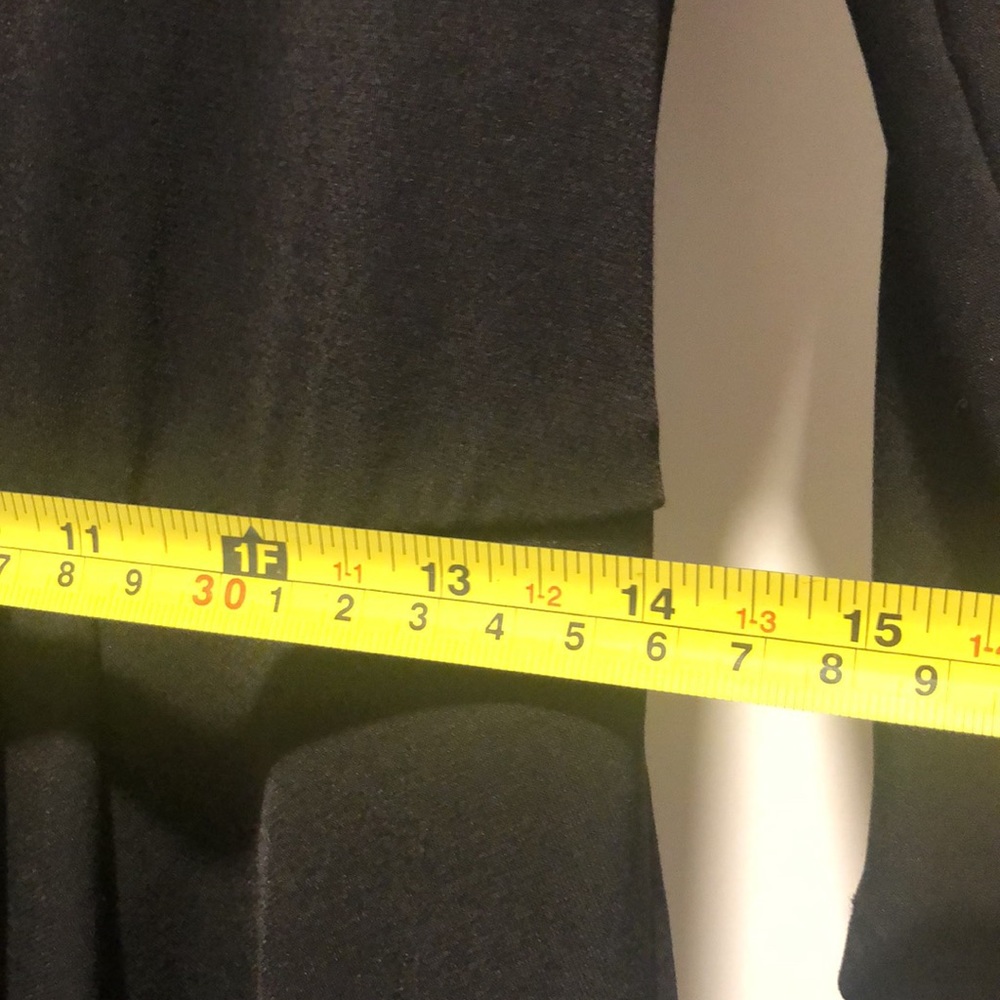 EUC [Trina Turk] Solid Black, 3/4 Sleeve, Knee-Length Draped Dress Womens Sz 6 - Picture 11 of 16
